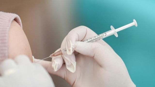 내일부터 코로나19 백신 접종…독감 주사 같이 맞아도 될까