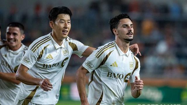 ‘손흥민 도우미’ 못 알아보고 내보낸 LAFC의 패착, 대신 ‘엄지성 도우미’로서 선두질주 합류! 구단 운영의 차이가 기세 차이로
