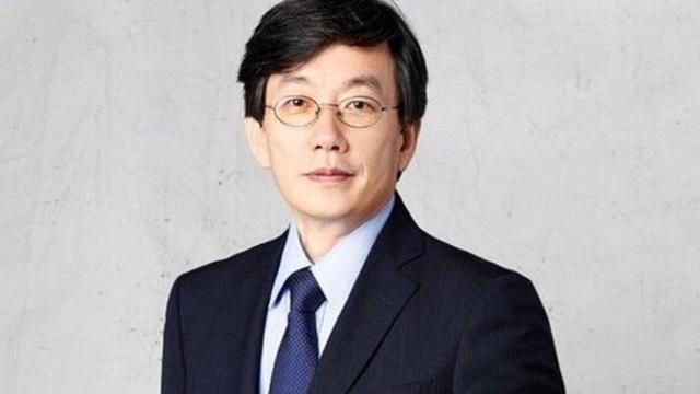 손석희, 정치권 러브콜 다 뿌리치고 43년째 마이크 잡았다