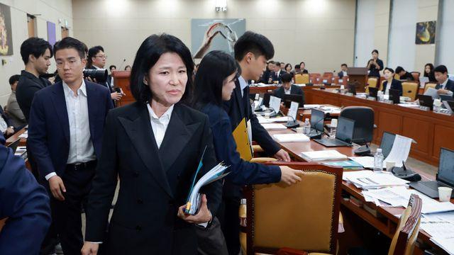 과방위, 이진숙 국감 제척안 가결…與 