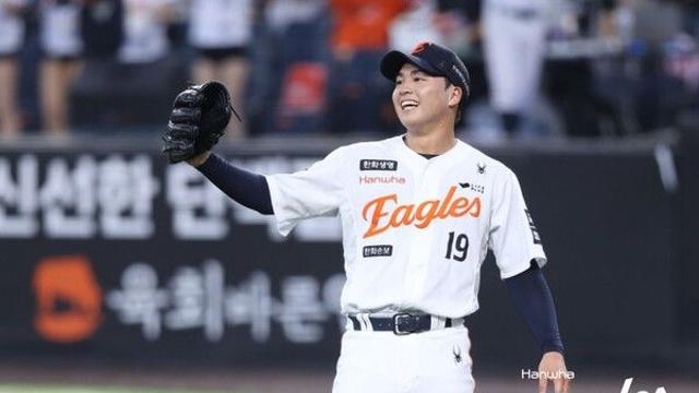 ‘한화 왕서방’, 내년에도 쭈욱 ‘한화맨’으로