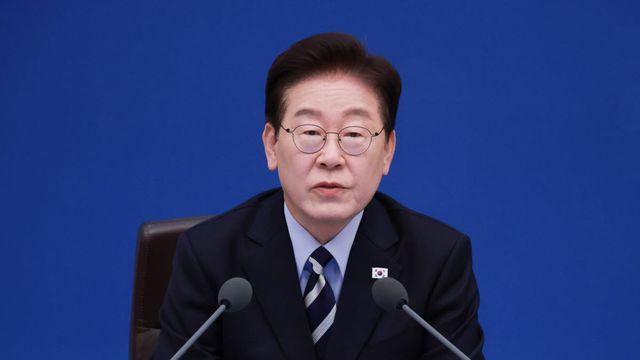 李 “한미동맹 매우 중요…굴종·사대적 태도는 지양해야”