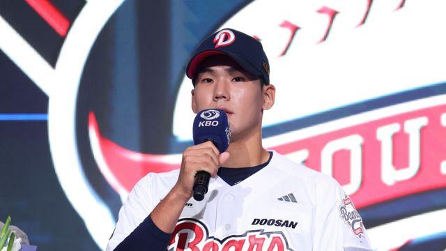 '5억원 잭팟' 전체 2순위 두산 김지우, 두목곰 넘어 역대 우타 야수 최고액…“베어스 대표하는 선수 되겠다