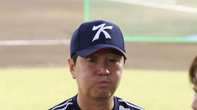 [오피셜] 한화 류지현 신임 감독 선임, 3년 총액 20억…단장에는 석장현 전 경영지원실장 내정