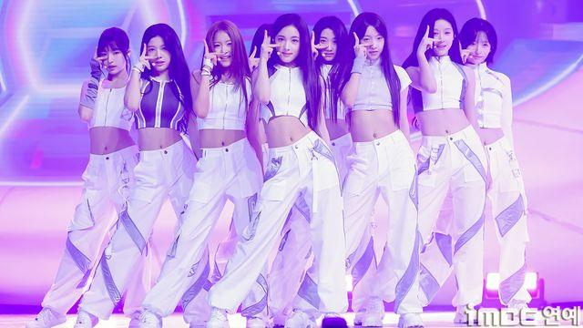 '이수만 걸그룹' A2O LITE 멜론 1위 등극…지금은 다시 6위로