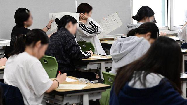 수능 코앞인데 발칵…“안경 낀 수험생 전수조사” 무슨 일?