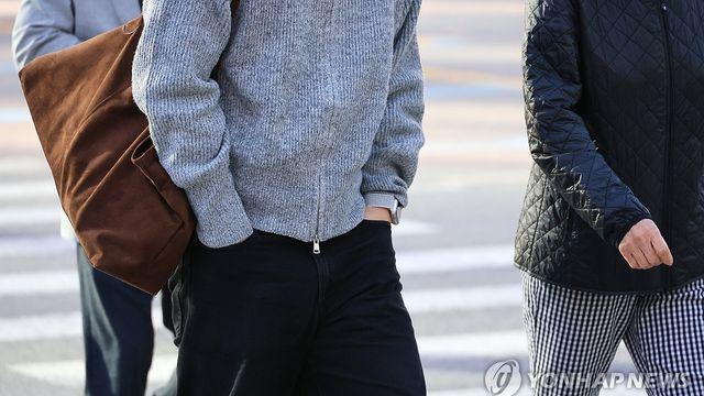 [날씨] 내일 아침 출근길 최저 3도 쌀쌀…오후 전국 곳곳 빗방울