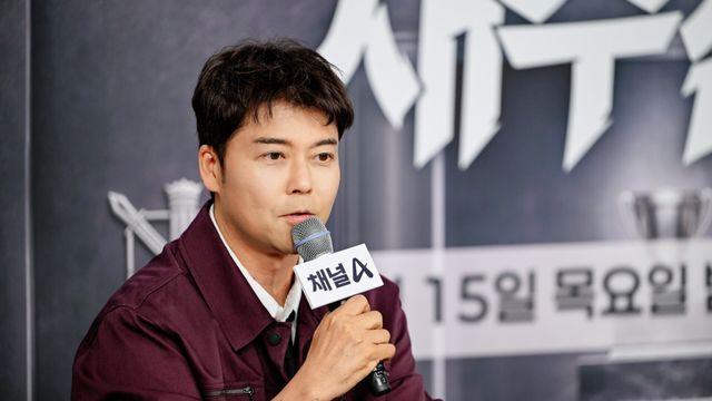 ‘재수 후 연대 간’ 전현무 “이걸 봤다면 안 했을 텐데…” ‘티처스3’ MC 출격