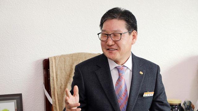 '조경수 비리 의혹' 박세복 전 영동군수 1심 무죄→징역형 집유