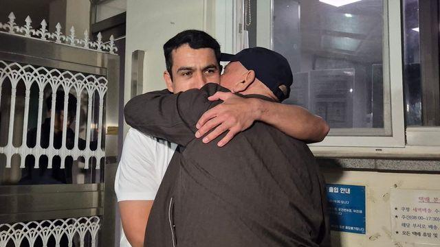 택시기사 살인사건 재심 결정…외국인 무기수 ‘눈물의 한마디’(종합)
