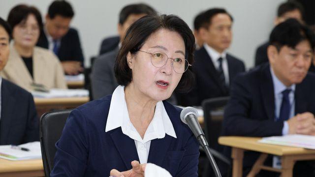 추미애 ‘소방 재정 빨대’ 발언 일파만파…소방노조 “공개 사과하라”
