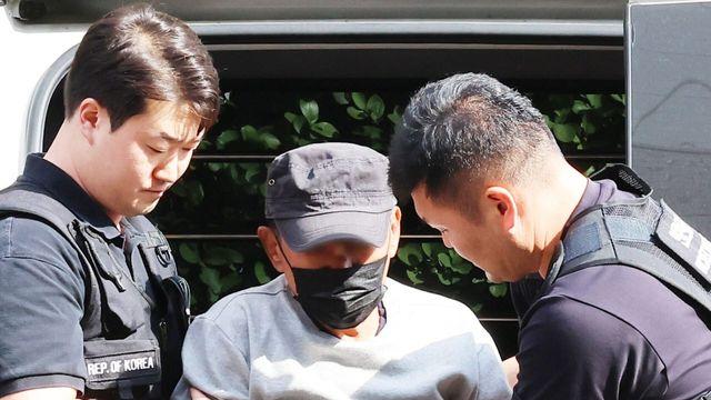 모자·마스크로 얼굴 가린 흉기난동범 최씨 