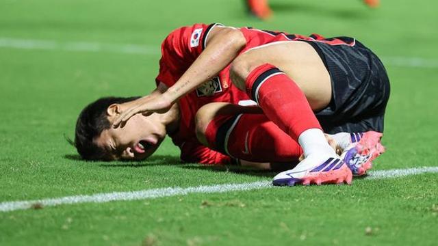 아시안게임 축구 금메달 주역인데 인종차별 당한 '이 선수'…용의자는 알고 보니