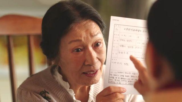 6번이나 거절했는데…’국민 배우’ 김혜자가 9년 만에 선택한 韓 영화