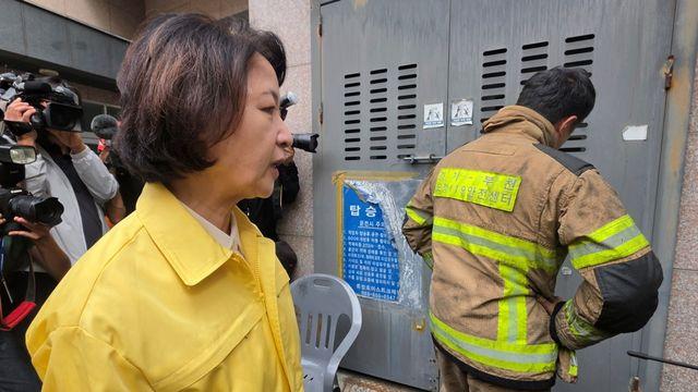 [속보] 추미애 '소방 재정 빨대' 발언 공식 사과···“제 의도와 다르게 전달”