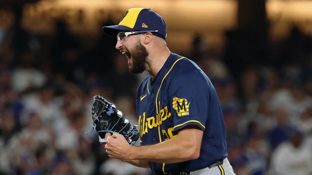 ‘밀워키 믿을맨’ 애쉬비, NLCS ‘12.1이닝 ERA 0.00’→‘WS도 이끈다’