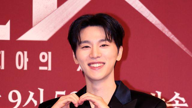 김지원 옆 눈길 가네…병아리 인턴 김우석, 비상할 ‘닥터X’ [후IS]