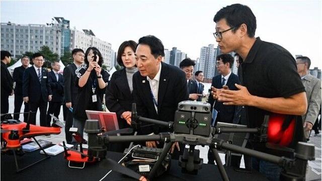 박수현 충남도지사, 220만 도민과 ‘통(通)하는 충남’ 열었다…드론으로 미래를 쏘다