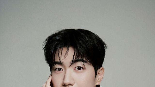 완벽주의 대표→무명 개그맨…‘열일’ 강훈의 다음 숙제는 흥행 [RE스타]