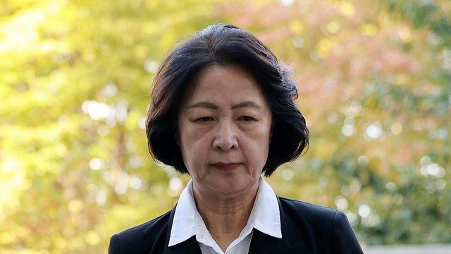 추미애, 멀쩡한 자기 관용차는 교체하면서 소방차 예산은 삼각
