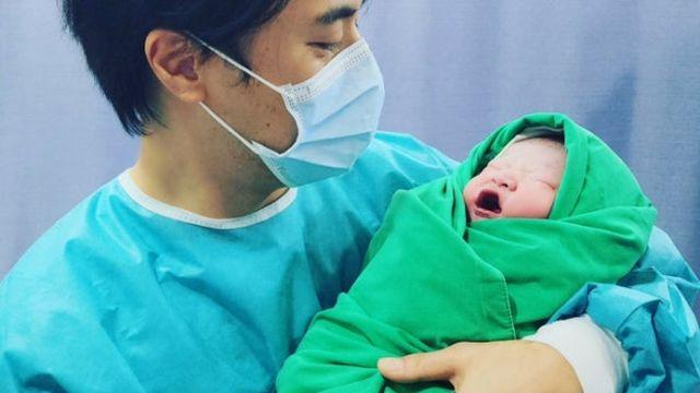 ‘미스터 션샤인’ 윤주만, 두 아이 아빠됐다…오늘(19일) 득남