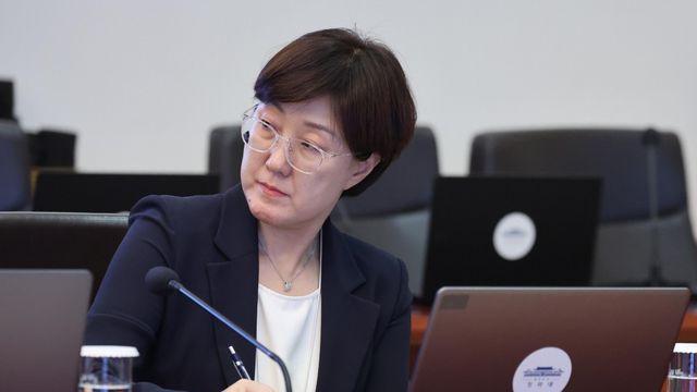 '김현지 남편 세무법인'에 소속된 세무사가... 의혹 확산