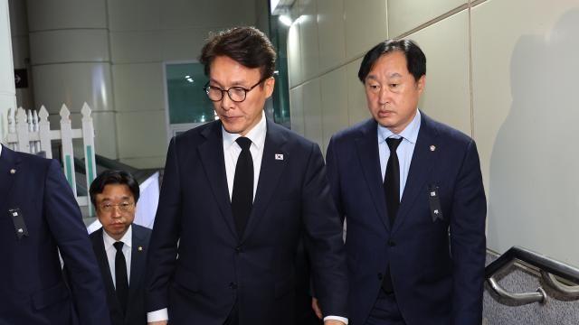 김민석 '응급 전용 주차' 논란…김태선 