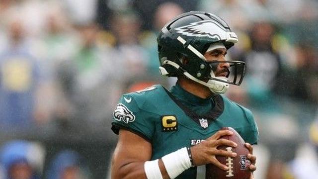 쓰러진 '슈퍼볼 MVP'…폐에 혈전 발견 충격, 남은 시즌 결장 전망