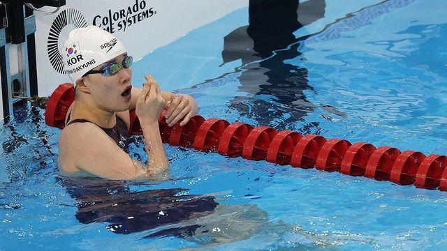 [전국체전] 수영 한다경, 여자 자유형 400ｍ 한국신…황선우는 6관왕 무산(종합)