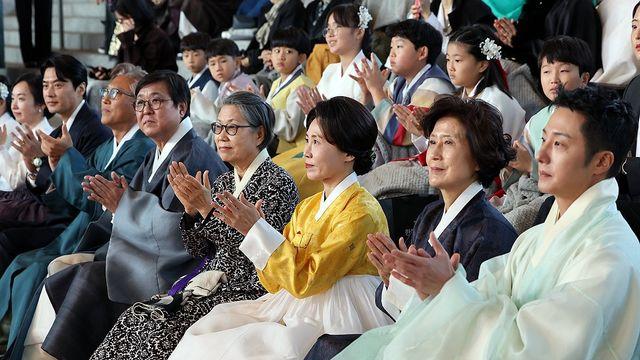 金여사, 한복의날 행사 참석…