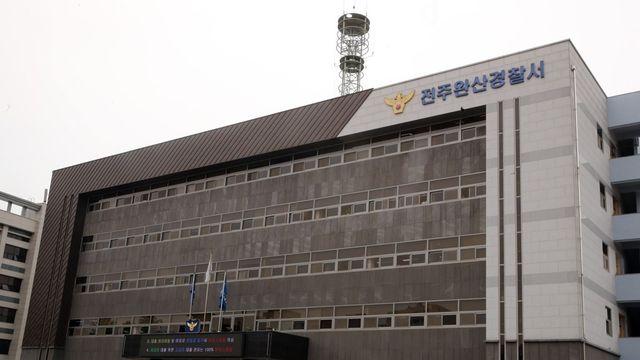 대낮에 만취해 행인 흉기로 위협한 40대 구속