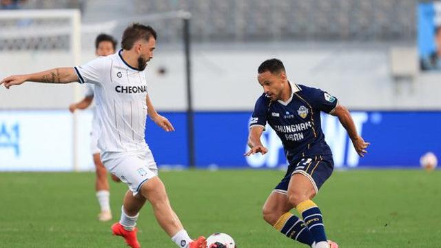 '총력전 예고' 충남아산FC, 수원FC 무패 행진 막고 PO행 불씨 살린다