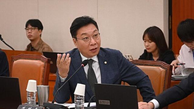 [2026국감-문체위] 정연욱, 축구대표팀 내분설 추궁…