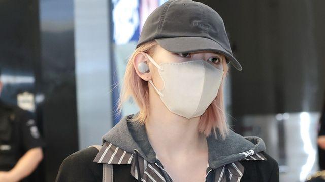 “당분간 휴식 필요”...갑작스러운 고열로 공연 불참 소식 전한 '여자 연예인'