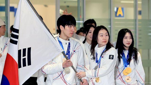 이제 못 본다… 이번 시즌 끝으로 태극마크 반납하는 '쇼트트랙 레전드'