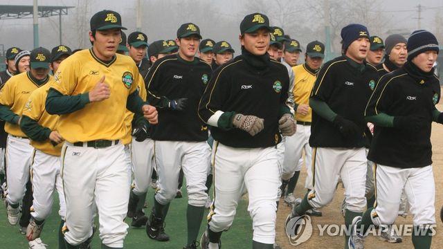 찬란했던 현대 왕조, 마지막 선수 떠난다…LG 장시환 현역 은퇴