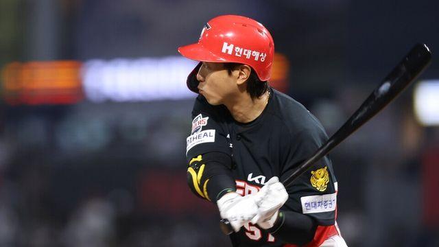 프로야구 KIA, 고종욱·홍건희 포함 16명과 결별
