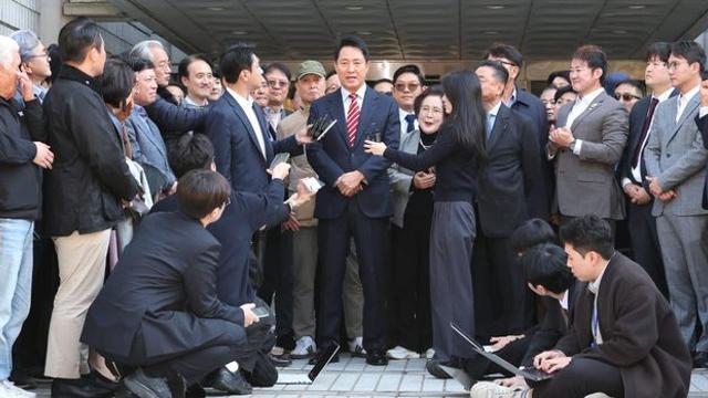 與, '오세훈 2심 무죄'에 