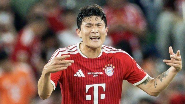 韓 축구 역사상 이런 수비수 없었다...김민재, '독일 국대' 조나단 타 밀고 
