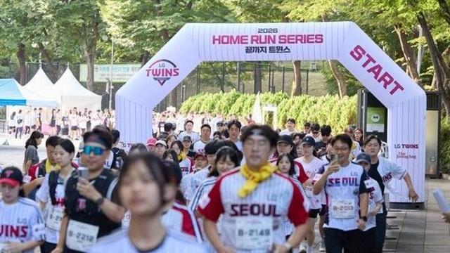 LG 트윈스, 러닝 행사 피날레 ‘The Last Run : 굿바이잠실'…팬 1만 명 달린다