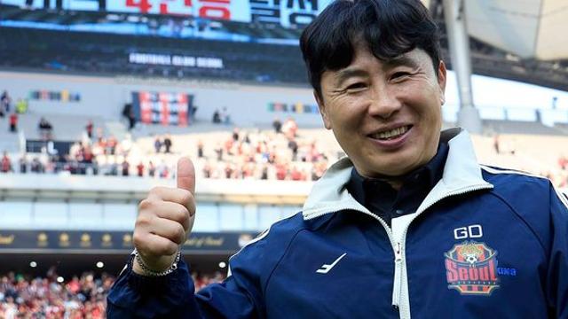 '오늘 이기면 10년만 우승' FC서울 김기동 감독이 손 꽉 쥐고 꺼낸 '바램'