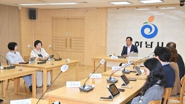 이현재 하남시장 “어린이·가족이 함께 찾고 싶은 회관 조성”…시민 의견 반영
