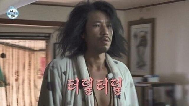 조작설 벗은 김민, ‘나혼산’ 복귀하자마자 허당 매력 눈길