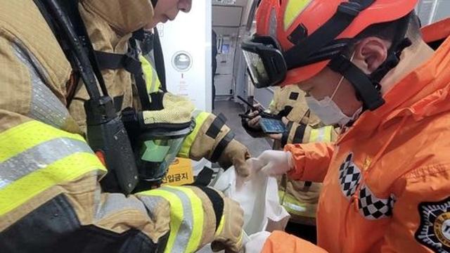 제주행 여객기서 보조배터리 연기 '풀풀'…50대 승객 화상