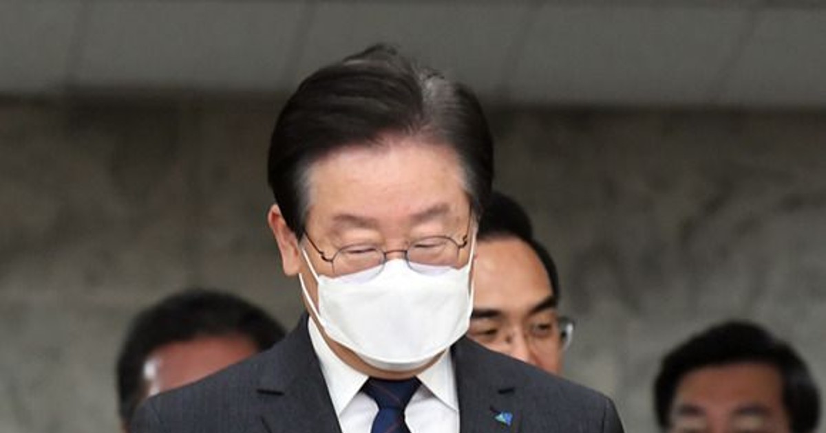 '니가 나가라!'…이재명 거취 놓고 '전쟁터' 된 당원게시판