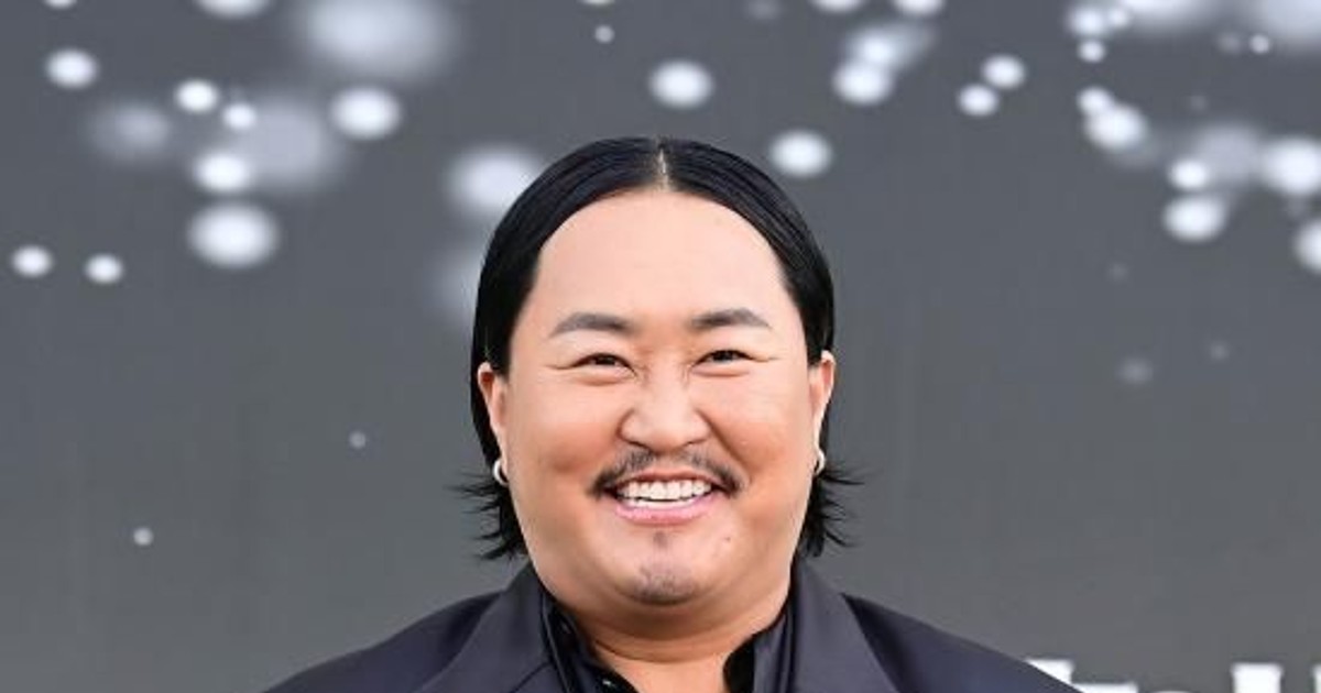 조째즈, 눈·코·입…