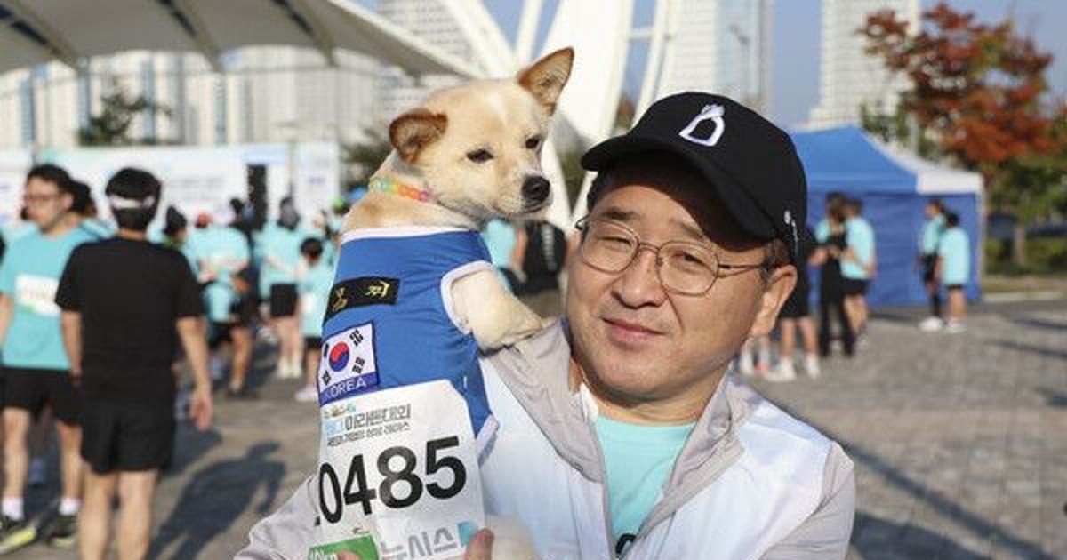 강아지 모찌도 함께…