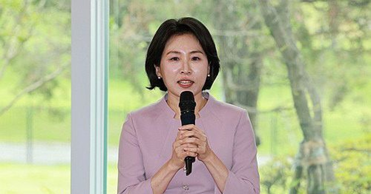 ‘어지럼증’ 김혜경…