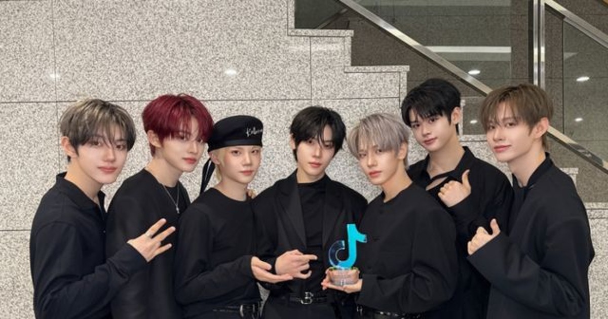 클로즈 유어 아이즈…