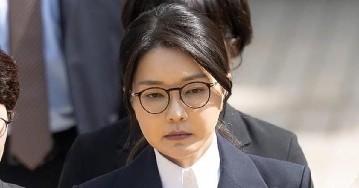 샤넬백 수수 자백한…